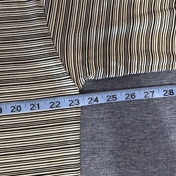 Athleta Women’s Size Large Striped V-neck Long Sleeve Top - Picture 5 of 6